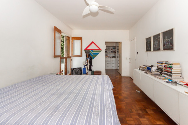Imagem Casa com 3 Quartos à Venda, 333 m² em Sumaré - São Paulo Imagem Casa com 3 Quartos à Venda, 333 m² em Sumaré - São Paulo