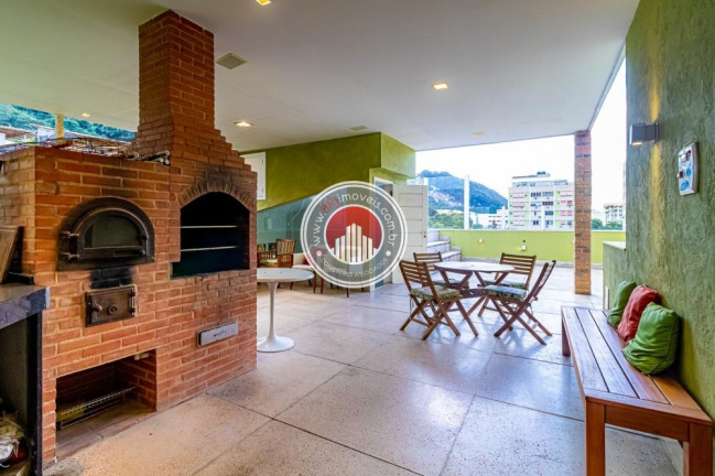 Imagem Casa com 4 Quartos à Venda, 595 m² em Humaitá - Rio De Janeiro Imagem Casa com 4 Quartos à Venda, 595 m² em Humaitá - Rio De Janeiro