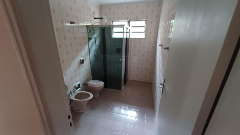 Foto do imóvel Casa com 3 Quartos à Venda, 268 m² em Vila Gilda - Santo André