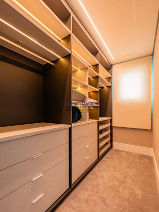 Imagem Casa com 6 Quartos à Venda, 1.260 m² em Alphaville - Santana De Parnaíba Imagem Casa com 6 Quartos à Venda, 1.260 m² em Alphaville - Santana De Parnaíba