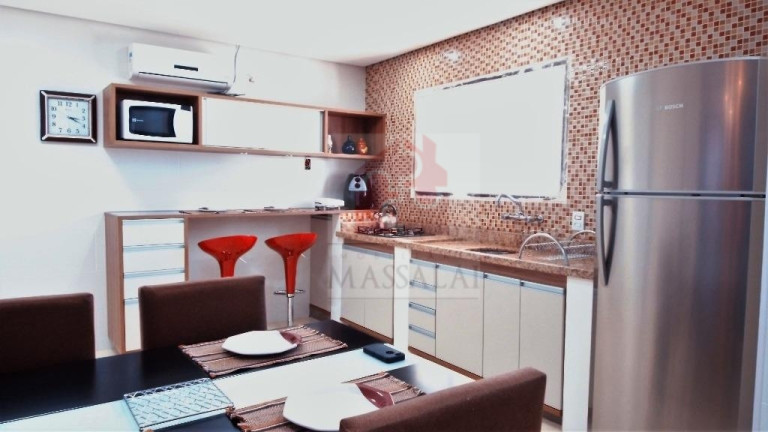 Imagem Casa com 4 Quartos à Venda, 350 m² em Nonoai - Porto Alegre Imagem Casa com 4 Quartos à Venda, 350 m² em Nonoai - Porto Alegre