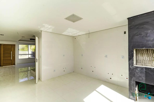 Imagem Casa com 3 Quartos à Venda, 180 m² em Guarujá - Porto Alegre Imagem Casa com 3 Quartos à Venda, 180 m² em Guarujá - Porto Alegre