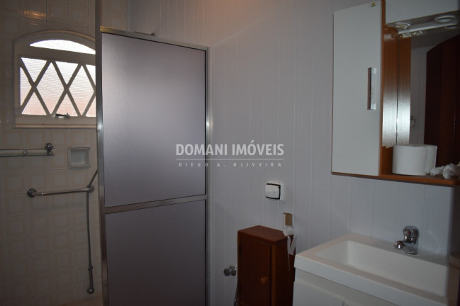 Imagem Casa com 6 Quartos à Venda, 430 m² em Região De Capivari - Campos Do Jordão