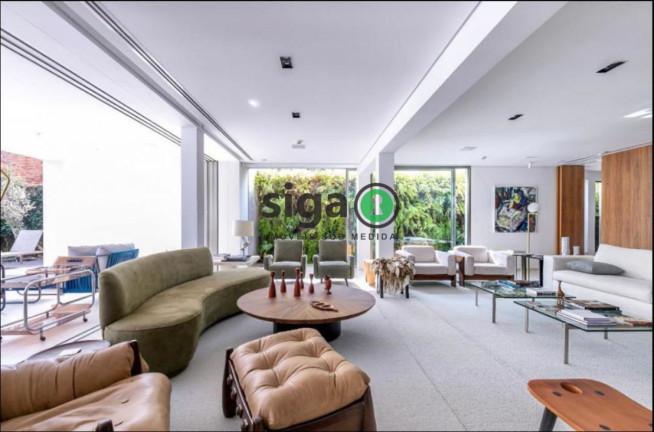 Casa com 5 Quartos à Venda, 1.050 m² em Brooklin - São Paulo