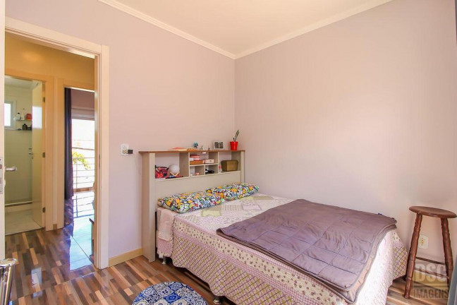 Imagem Casa de Condomínio com 3 Quartos à Venda, 96 m² em Ipanema - Porto Alegre