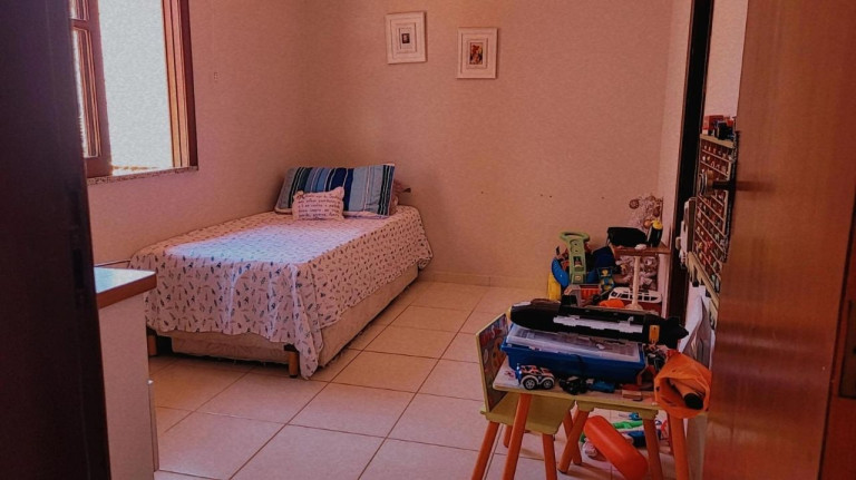 Imagem Casa com 4 Quartos à Venda, 220 m² em Buraquinho - Lauro De Freitas Imagem Casa com 4 Quartos à Venda, 220 m² em Buraquinho - Lauro De Freitas