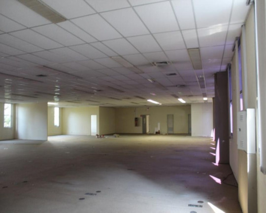 Imóvel Comercial à Venda, 2.234 m² em Jurubatuba - São Paulo