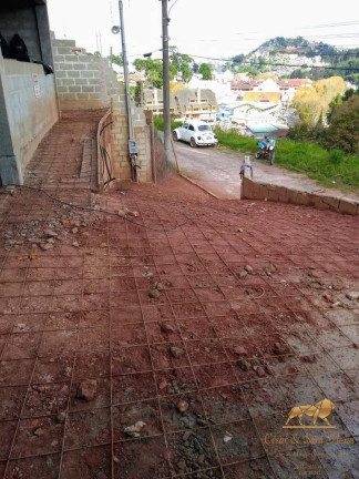 Imagem Casa com 4 Quartos à Venda, 400 m² em Campos Do Jordão Imagem Casa com 4 Quartos à Venda, 400 m² em Campos Do Jordão