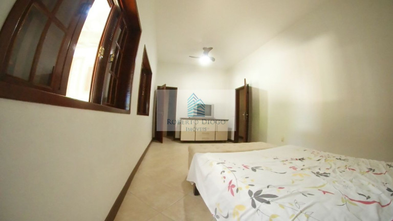 Imagem Imóvel com 4 Quartos à Venda, 168.000 m² em Sambê - Rio Bonito Imagem Imóvel com 4 Quartos à Venda, 168.000 m² em Sambê - Rio Bonito