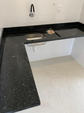 Imagem Apartamento com 2 Quartos à Venda, 60 m² em Candeal - Salvador