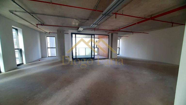 Sala Comercial para Alugar, 218 m² em Vila Madalena - São Paulo