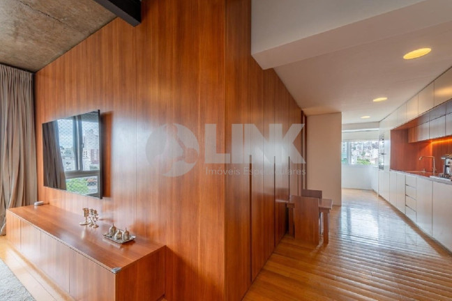 Imagem Imóvel com 2 Quartos à Venda, 158 m² em Petrópolis - Porto Alegre