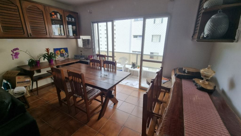 Imagem Apartamento com 3 Quartos à Venda, 120 m² em Pitangueiras - Guarujá