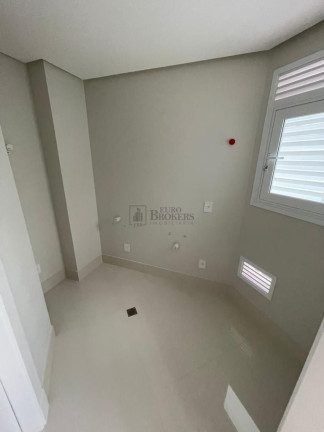 Imagem Apartamento com 3 Quartos à Venda, 138 m² em Centro - Balneário Camboriú Imagem Apartamento com 3 Quartos à Venda, 138 m² em Centro - Balneário Camboriú