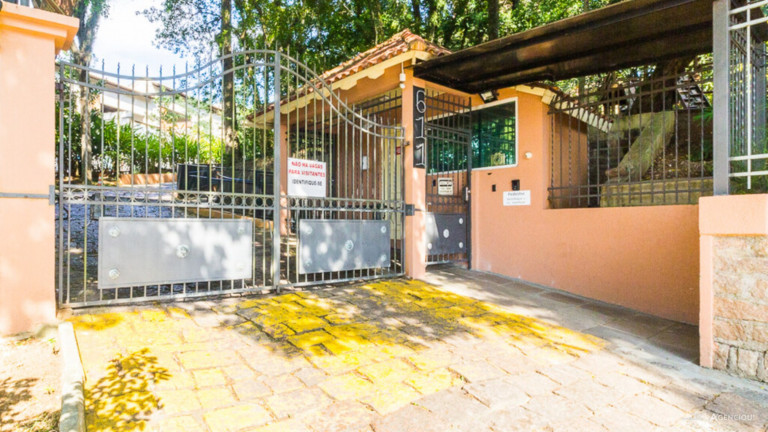 Imagem Imóvel com 2 Quartos à Venda, 67 m² em Teresópolis - Porto Alegre Imagem Imóvel com 2 Quartos à Venda, 67 m² em Teresópolis - Porto Alegre