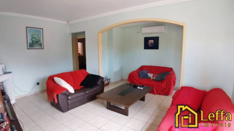 Imagem Casa com 4 Quartos à Venda, 300 m² em Capão Novo - Capão Da Canoa
