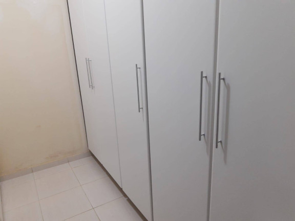 Imagem Casa com 4 Quartos à Venda, 346 m² em Jardim Inconfidência - Uberlândia Imagem Casa com 4 Quartos à Venda, 346 m² em Jardim Inconfidência - Uberlândia