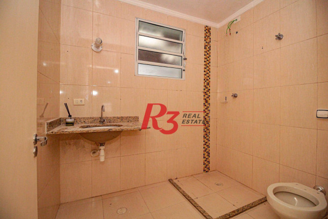 Imagem Casa com 4 Quartos à Venda ou Locação, 212 m² em Gonzaga - Santos