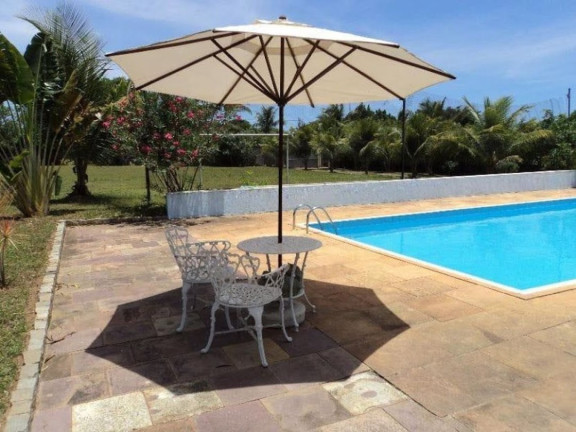 Imagem Casa com 4 Quartos à Venda, 470 m² em Estrada Do Coco - Lauro De Freitas Imagem Casa com 4 Quartos à Venda, 470 m² em Estrada Do Coco - Lauro De Freitas