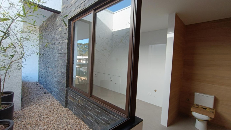 Imagem Casa com 4 Quartos à Venda, 544 m²em Campo Comprido - Curitiba