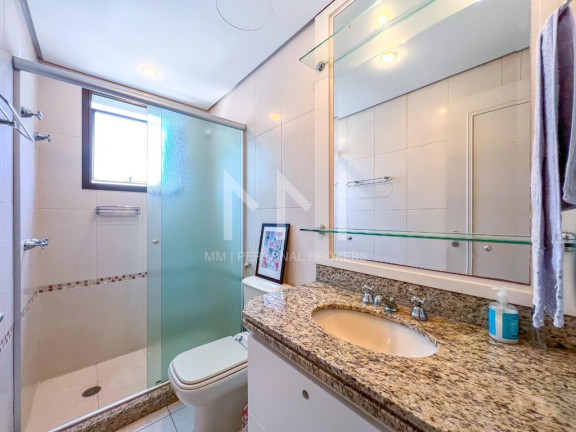 Imagem Apartamento com 3 Quartos à Venda, 243 m² em Rio Branco - Porto Alegre