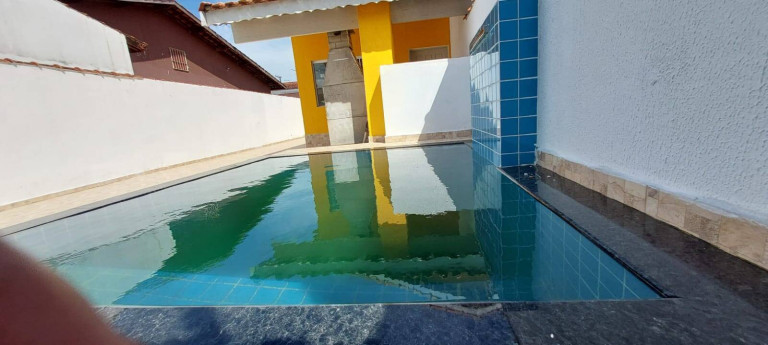 Imagem Casa com 2 Quartos à Venda, 180 m² em Florida Mirim - Mongaguá Imagem Casa com 2 Quartos à Venda, 180 m² em Florida Mirim - Mongaguá