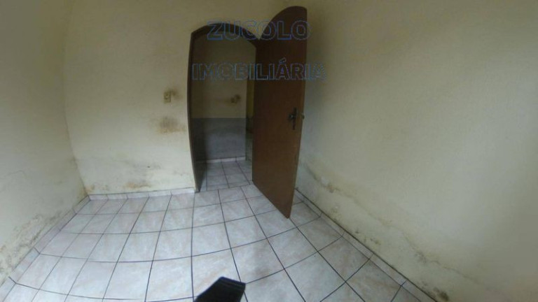 Imagem Casa com 1 Quarto à Venda, 800 m² Imagem Casa com 1 Quarto à Venda, 800 m²