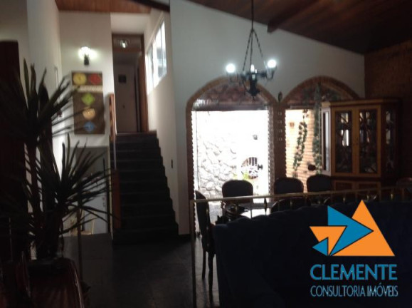 Imagem Casa com 7 Quartos à Venda, 350 m² em Ouro Preto - Belo Horizonte