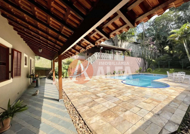 Casa com 3 Quartos à Venda, 321 m² em Chácara Dos Lagos - Carapicuíba
