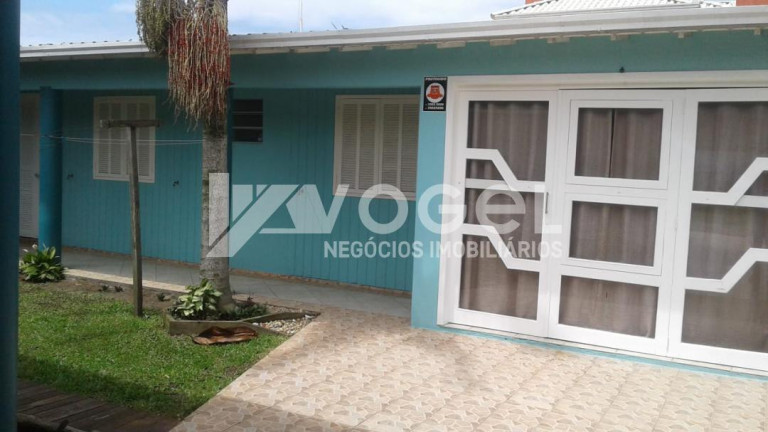 Imagem Casa com 6 Quartos à Venda, 184 m² em Centro - Capao Da Canoa