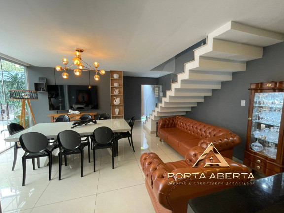 Imagem Casa com 3 Quartos à Venda, 144 m² em Giovanini - Coronel Fabriciano Imagem Casa com 3 Quartos à Venda, 144 m² em Giovanini - Coronel Fabriciano