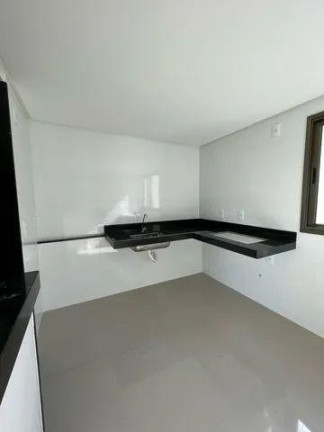 Imagem Apartamento com 3 Quartos à Venda, 74 m² em Aeroporto