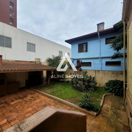 Imagem Casa com 4 Quartos à Venda, 264 m² em Centro - Cruz Alta Imagem Casa com 4 Quartos à Venda, 264 m² em Centro - Cruz Alta