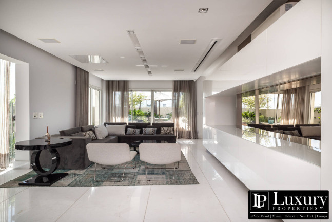 Imagem Cobertura com 4 Quartos à Venda, 413 m² em Vila Nova Conceição - São Paulo
