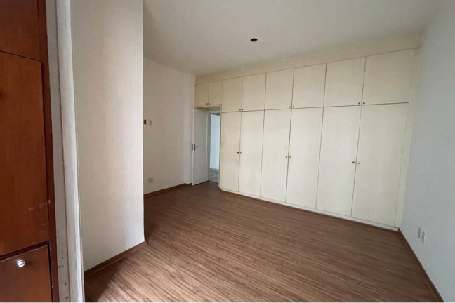 Imagem Apartamento com 3 Quartos à Venda, 76 m² em Copacabana - Rio De Janeiro Imagem Apartamento com 3 Quartos à Venda, 76 m² em Copacabana - Rio De Janeiro