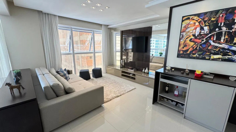 Imagem Apartamento com 3 Quartos à Venda, 122 m² em Meia Praia - Itapema