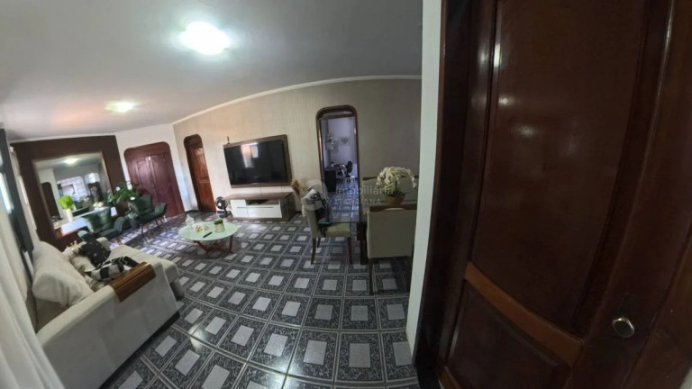 Imagem Kitnet com 10 Quartos à Venda, em América - Aracaju Imagem Kitnet com 10 Quartos à Venda, em América - Aracaju