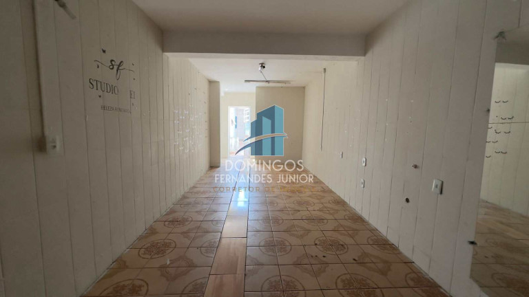 Imagem Casa com 1 Quarto à Venda, 105 m² em Vila Carmosina - São Paulo