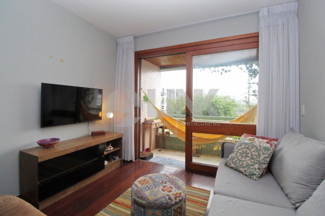 Imagem Apartamento com 2 Quartos à Venda, 89 m² em Mont Serrat - Porto Alegre Imagem Apartamento com 2 Quartos à Venda, 89 m² em Mont Serrat - Porto Alegre