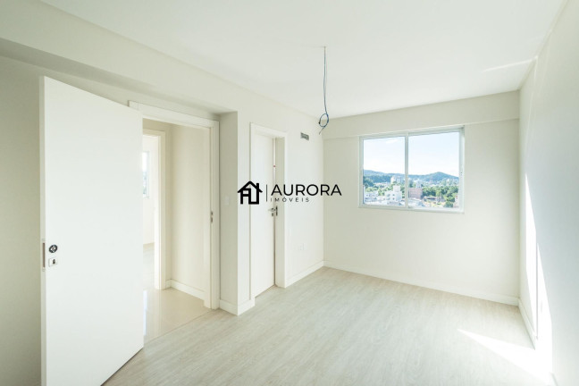 Imagem Apartamento com 2 Quartos à Venda, 67 m² em Centro - Camboriú