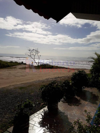 Imagem Sobrado com 3 Quartos à Venda, 362 m² em Brasília  - Itapoá