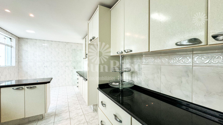 Imagem Casa com 4 Quartos à Venda, 400 m² em Residencial Morada Dos Lagos - Barueri