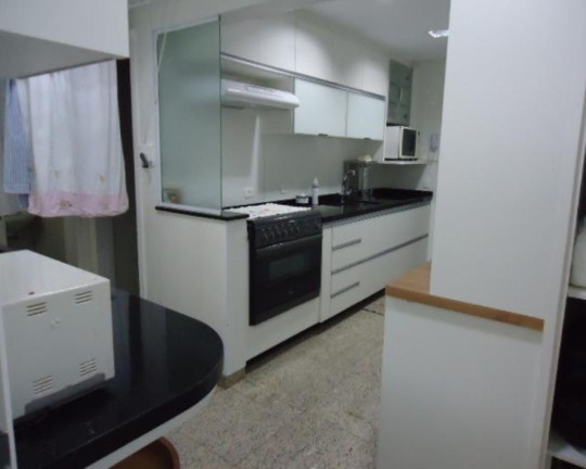 Imagem Apartamento com 3 Quartos à Venda, 140 m² em Pitangueiras - Guarujá
