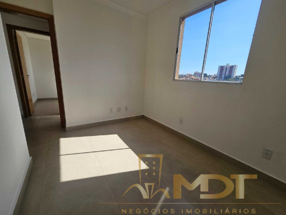 Imagem Imóvel com 2 Quartos à Venda, 90 m² em Piratininga (venda Nova) - Belo Horizonte