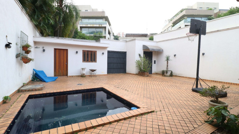 Foto do imóvel Casa com 4 Quartos à Venda, 350 m² em Vila Madalena - São Paulo