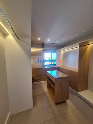 Imagem Apartamento com 4 Quartos à Venda, 139 m² em Barra Da Tijuca - Rio De Janeiro