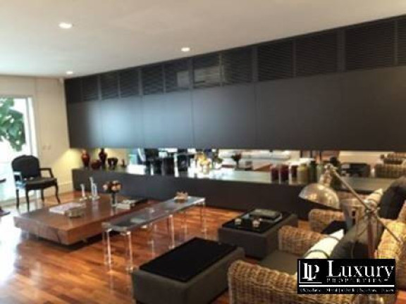 Apartamento com 3 Quartos à Venda, 277 m² em Itaim Bibi - São Paulo