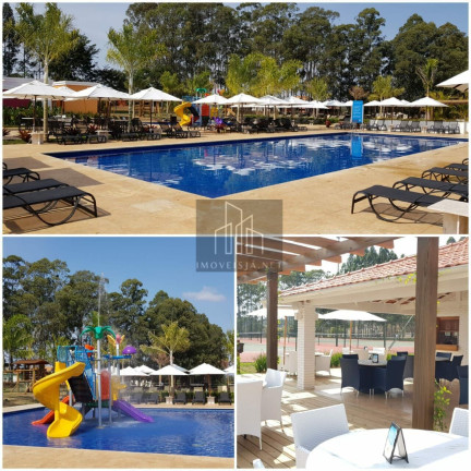 Imagem Casa com 3 Quartos à Venda, 158 m² em Thermas De Santa Barbara - águas De Santa Bárbara Imagem Casa com 3 Quartos à Venda, 158 m² em Thermas De Santa Barbara - águas De Santa Bárbara