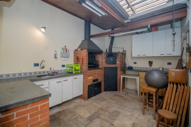 Imagem Sobrado com 3 Quartos à Venda, 256 m² em Vila Ipojuca - São Paulo