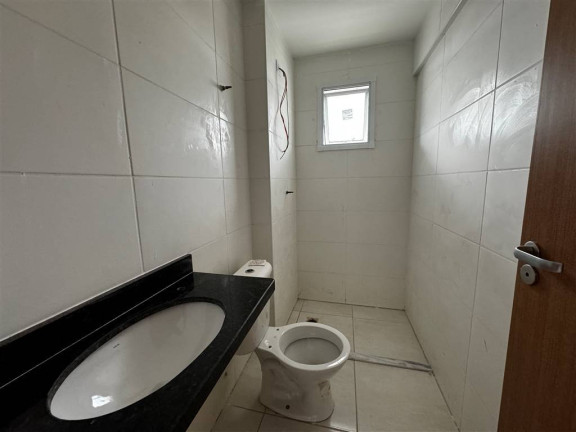Imagem Apartamento com 2 Quartos à Venda, 68 m² em Mirim - Praia Grande